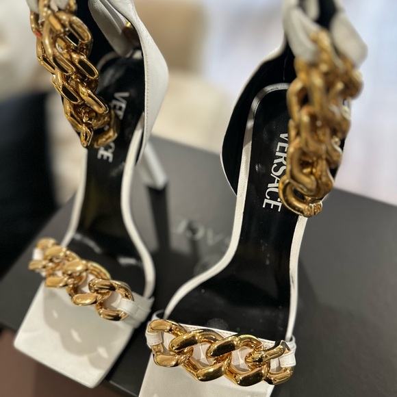 Show stopping white Lamb Leather Versace Heels - Picture 5 of 7